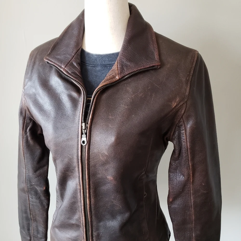 Classic Dark Brown Leather Jacket from the 80s - Picture 3 of 14